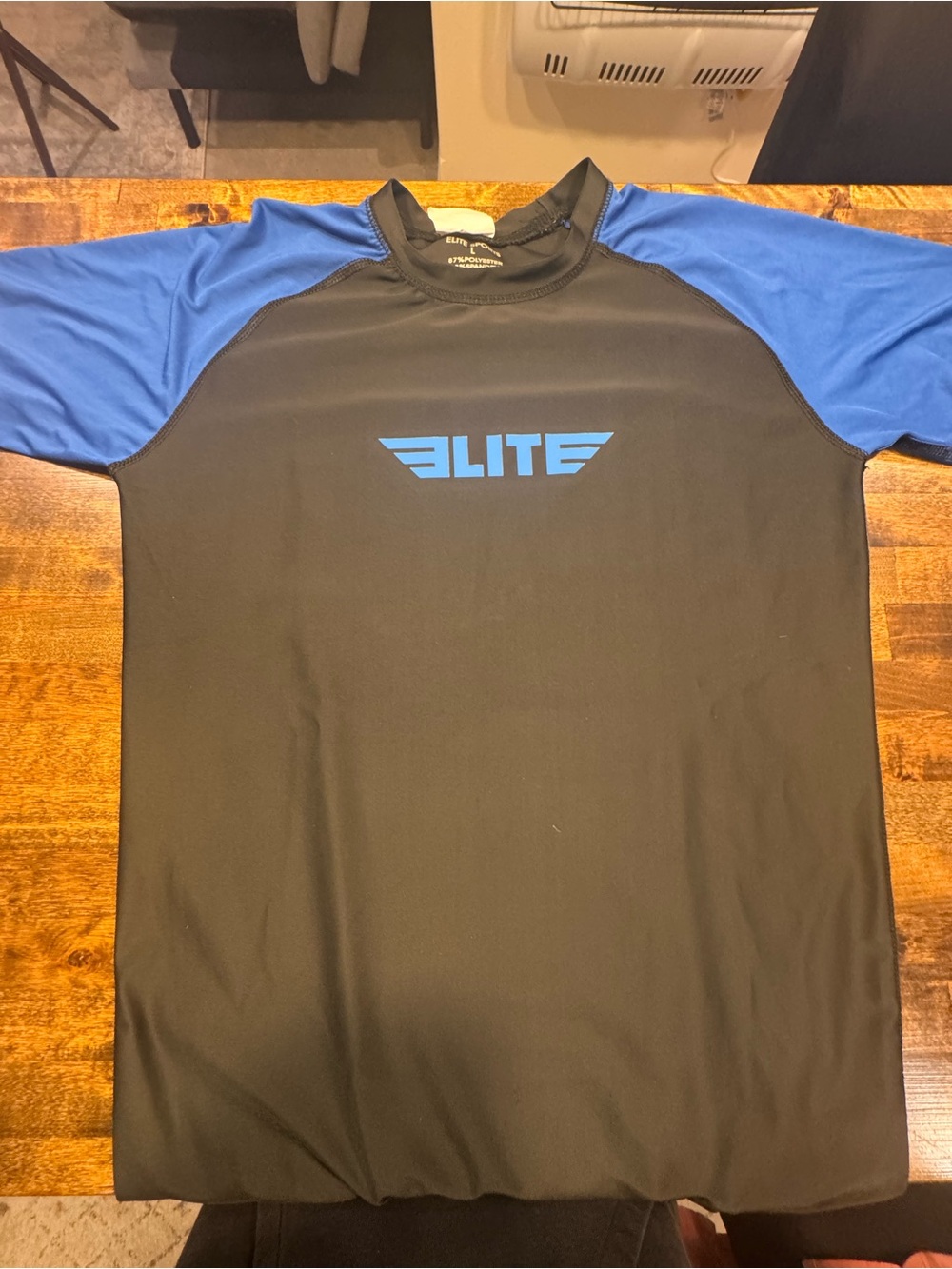 ELITE Men’s Sports Jiu Jitsu Rash Guard, Black & Blue Top